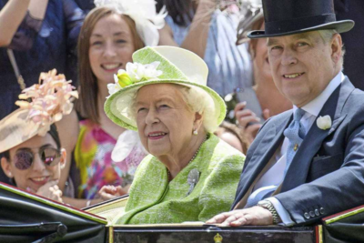 Schikking prins Andrew maakt terugkeer binnen koninklijke familie onmogelijk