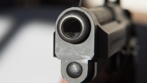 Tbs van man die in 2014 acht kogels afvuurde op Roermondse advocaat met twee jaar verlengd