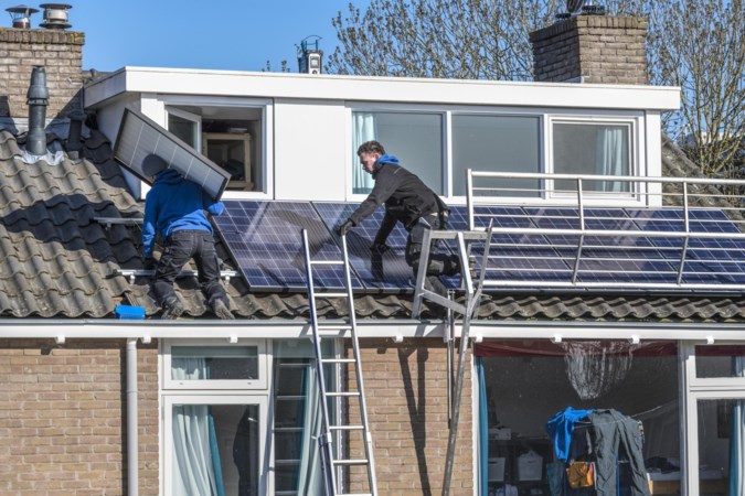 Zoveel betalen voor vergunning zonnepanelen in Beekdaelen? ‘Belachelijk, de gemeente wil toch juist duurzaamheid stimuleren?’