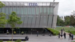 FIFA en UEFA schorsen Rusland