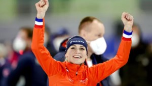 Irene Schouten na koningin van Peking ook de sterkste op WK allround