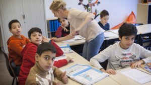 Eerste Oekraïense kinderen op school in Limburg aangemeld: ‘Laat gevluchte leraressen lesgeven’
