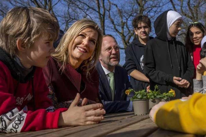 Koningspaar hoort schrijnende verhalen van Oekraïners: ‘Denk dat Nederland het land is waar ik zal sterven’