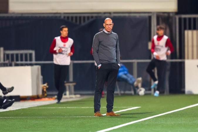 MVV-coach Wels toornig: ‘We zijn erg hardleers in het maken van fouten’