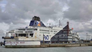 Rederij P&O Ferries ontslaat 800 mensen en houdt veerboten aan kade