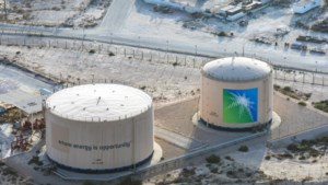 Hogere olieprijzen stuwen winst staatsolieconcern Saudi Aramco