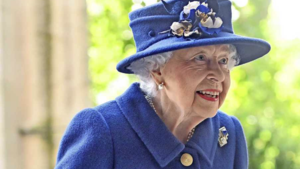 Hoofdbrekens bij hof: hoe komt Queen zonder hindernissen bij herdenkingsdienst