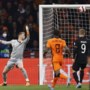 Snelgroeiende euforie bij Nederlands elftal de kop weer wat ingedrukt