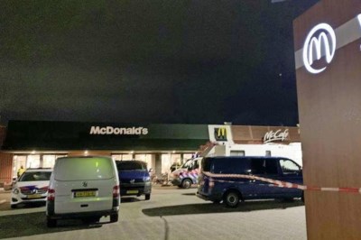 Dubbele liquidatie bekende horecabroers in McDonald’s Zwolle: etende kinderen getuige