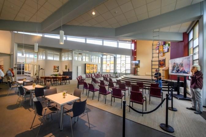 Paaswake met lezingen uit Oude Testament in klooster Wittem - De Limburger