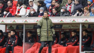 Club van Mark Flekken tekent protest aan tegen met twaalf man spelend Bayern