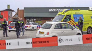 ‘Grote geldschuld motief dubbele moord McDonald’s in Zwolle’