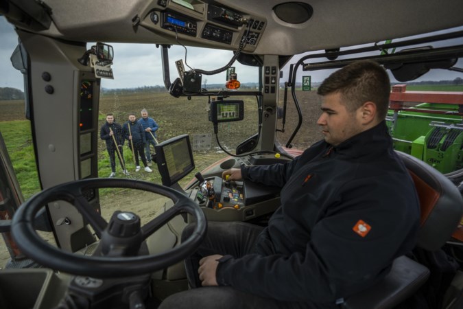 Er zijn steeds minder boeren in Limburg, maar verdwijnen daarmee ook hun woorden uit onze Limburgse taal?