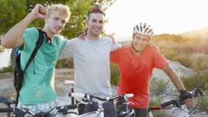 Tungelroyse koninginnenrit voor wielrenners, mountainbikers en de ‘gewone’ fietser op Koningsdag