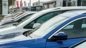 Tekort aan tweedehandsauto’s: dealers in Limburg bellen automobilisten om auto in te ruilen