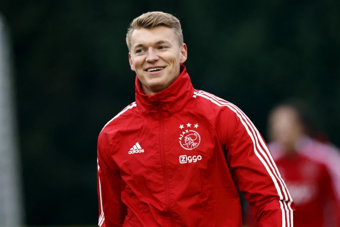 Perr Schuurs: ‘Op mijn leeftijd moet en wil ik iedere wedstrijd spelen. Of dat bij Ajax zal zijn, is afwachten’