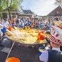 Ruim 5500 eieren in de pan; Hegelsom bakt grootste omelet van Nederland