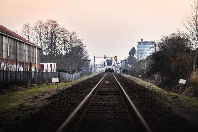 Commentaar: De broodnodige modernisering van de Maaslijn is inmiddels een gebed zonder einde