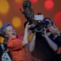 Helga Cornelissen uit Oostrum wint als derde vrouw Groot Limburgs buuttekampioenschap