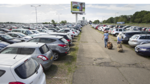 Dit kost een weekje parkeren bij Maastricht Aachen Airport, Eindhoven Airport en vliegveld Weeze