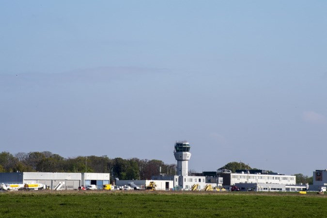 Commentaar: Onderzoeken bieden meer houvast bij besluitvorming over Maastricht Aachen Airport dan enquête 