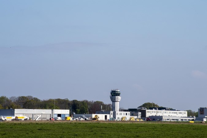 Commentaar: Onderzoeken bieden meer houvast bij besluitvorming over Maastricht Aachen Airport dan enquête
