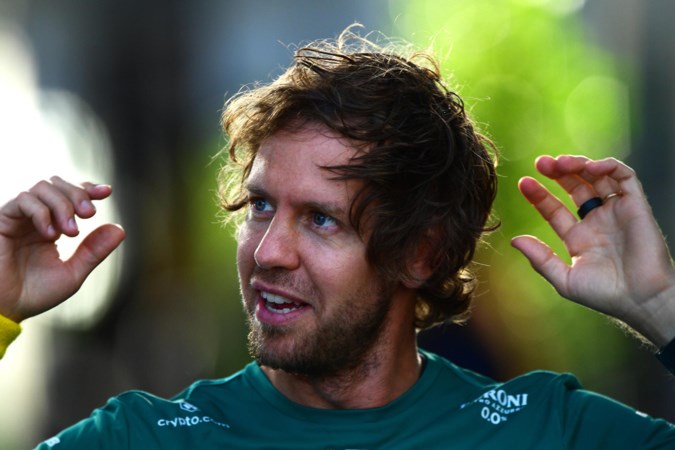 Sebastian Vettel kritisch op Formule 1: ‘Frustrerend en deprimerend om te zien hoe weinig vooruitgang er is geboekt op het gebied van klimaat’