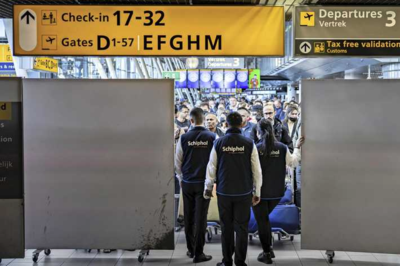 Aanhoudende reischaos op Schiphol: opstootjes en urenlange vertraging door drukte bij security