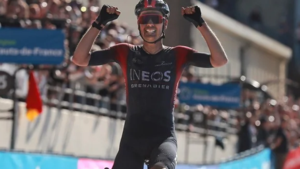 Dylan van Baarle wint op sensationele wijze Parijs-Roubaix