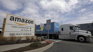 Amazon lijdt verlies door hoge kosten en afschrijving op Rivian