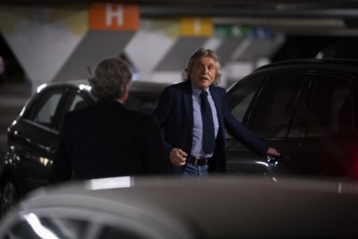 Waarom kijken we graag naar ‘de bagger’ van Johan Derksen, René van der Gijp en Wilfred Genee, wil Janice Deul weten