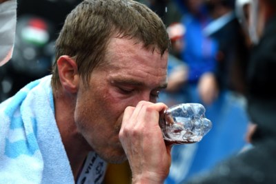 Specialist Rohan Dennis kan loodzware tijdrit niet bolwerken
