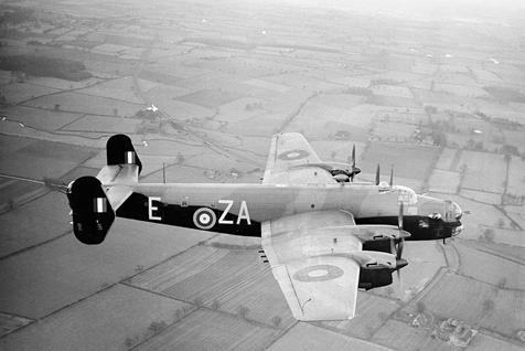 Boek over helse tocht van Britse piloot Pipkin, die in 1942 werd neergehaald boven Tegelen en bij boeren in Reuver onderdak kreeg