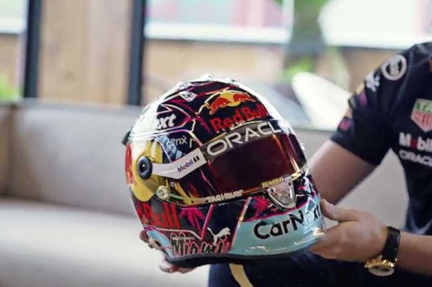 Max Verstappen met speciale helm in Miami