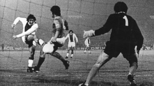 Vijf legendarische clashes Marseille met oranje tintje: van pak slaag tegen Ajax tot bijzondere avond dankzij Julio Ricardo Cruz 