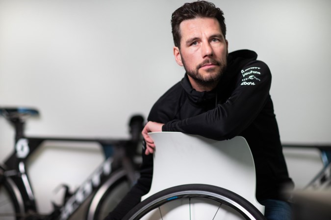 Oud-wielerprof vond nieuwe rol in begin slopend: ‘Als ploegleider ben je de hele tijd op verschillende borden aan het schaken’