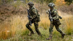 Korps Nationale Reserve houdt militaire oefeningen in Heel en Panheel