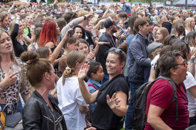 Foto’s: Jong en oud viert de vrijheid op het Bevrijdingsfestival in Roermond