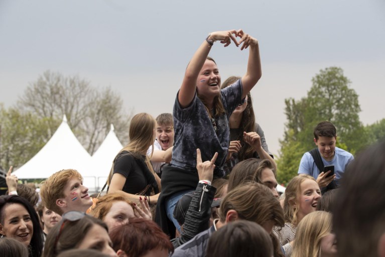 Foto’s: Jong en oud viert de vrijheid op het Bevrijdingsfestival in Roermond