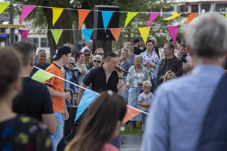 Foto’s: Jong en oud viert de vrijheid op het Bevrijdingsfestival in Roermond