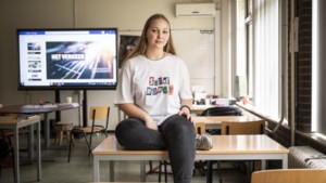 Sofiia (15) zat in klas 10 in Oekraïne, maar krijgt nu les in  Nederland: ‘Kan ik straks hier naar universiteit?’ 
