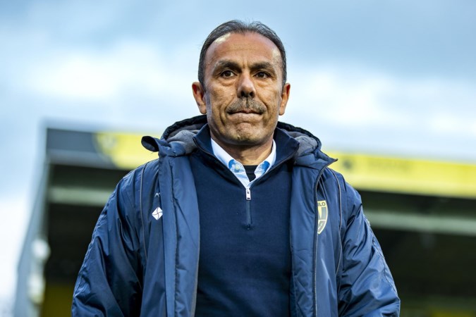 VVV-trainer Luhukay ligt in de clinch met hoofd jeugdopleiding