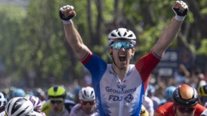 Ramon Sinkeldam leidt Arnaud Démare naar ritzege in Giro 