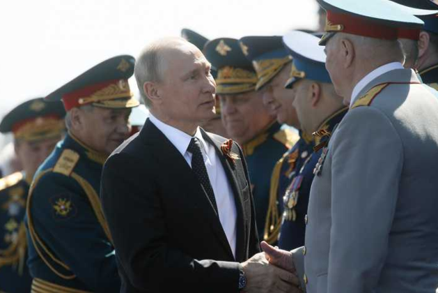 TERUGLEZEN | ‘Zuiveringen in Russische legertop’