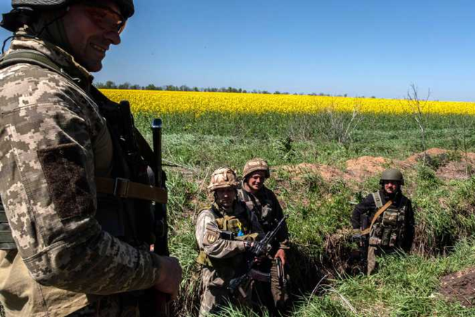 Zowel Russisch als Oekraïens leger zit met dilemma dat cruciaal is voor vervolg oorlog