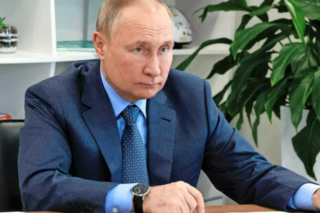 TERUGLEZEN | Londen legt sancties op aan Poetins ex-vrouw en vermoedelijke minnares