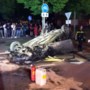Auto slaat over de kop in Roermond