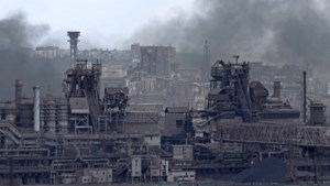 Oekraïne: Rusland gooit fosforbommen op staalfabriek na onze zege op songfestival 