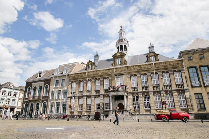 Veel gesprekken over ‘verziekte sfeer’, maar hoe het verder moet op het gemeentehuis van Roermond is nog niet duidelijk