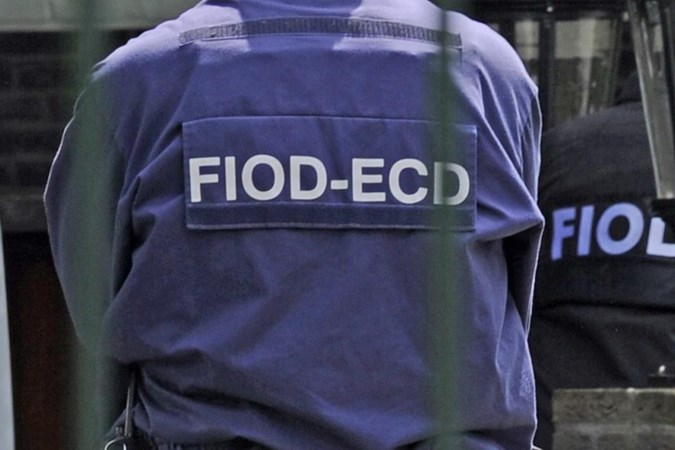 Hoe jaagt FIOD op spoorloze broers achter Car Driver Deals? En waar zijn de miljoenen gebleven?